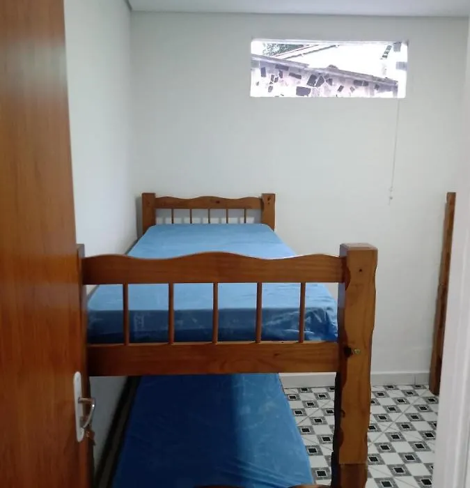 Casa aconchegante de 06 a 10 pessoas preços flexíveis-1